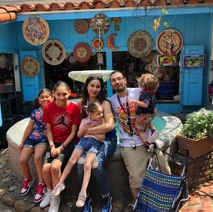 Meet your Posher, Antoinette